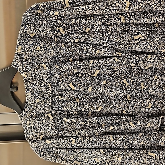 💕DOEN💕 O'Keeffe Top ~ Cream Blue Prancing Fawn Print Medium NWOT - Picture 10 of 14